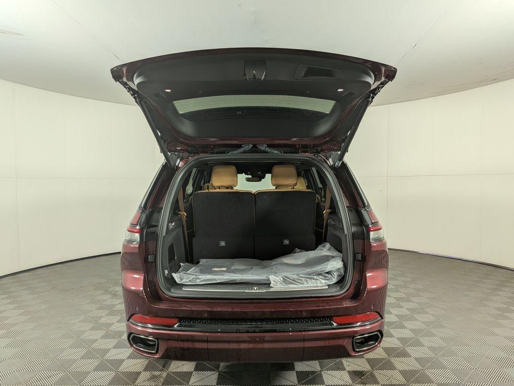 new 2025 Jeep Grand Cherokee L car, priced at $62,989