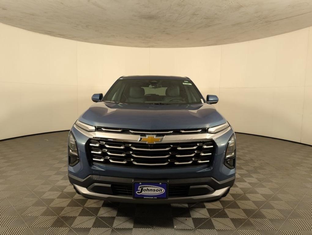 new 2026 Chevrolet Equinox car, priced at $33,910