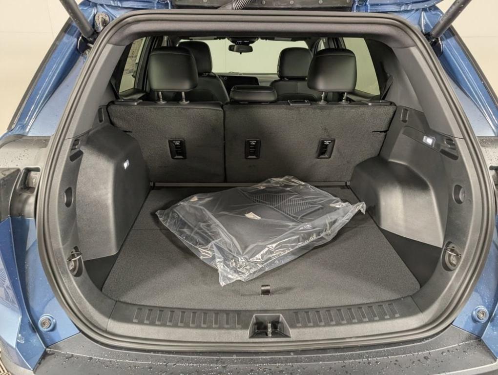 new 2026 Chevrolet Equinox car, priced at $33,910