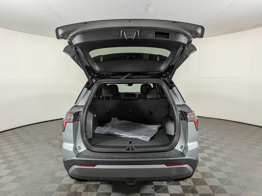 new 2026 Chevrolet Equinox car, priced at $34,944