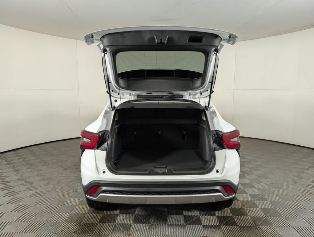 new 2025 Chevrolet Trax car, priced at $25,584