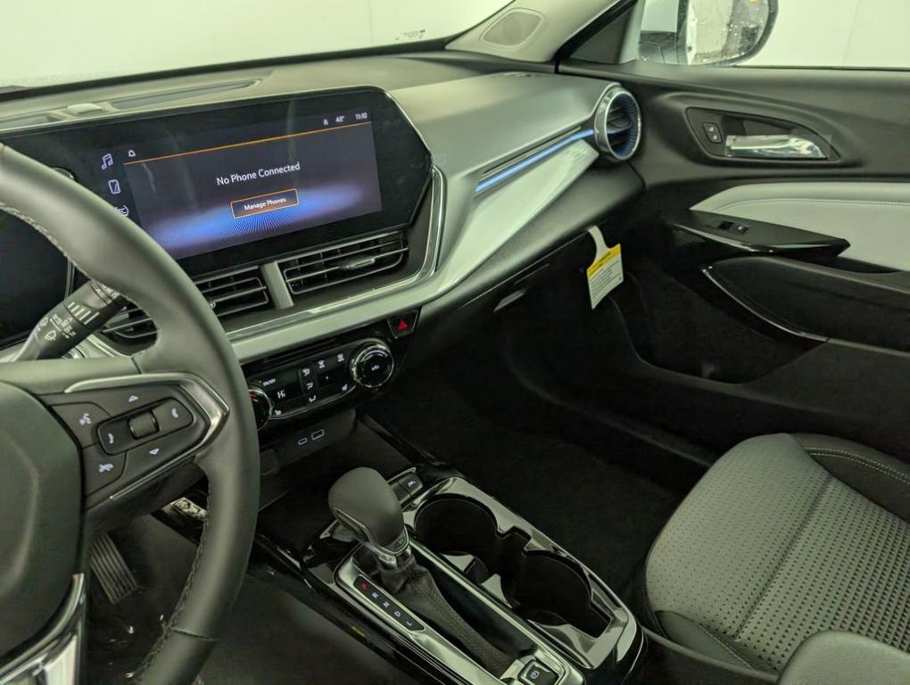 new 2025 Chevrolet Trax car, priced at $25,584