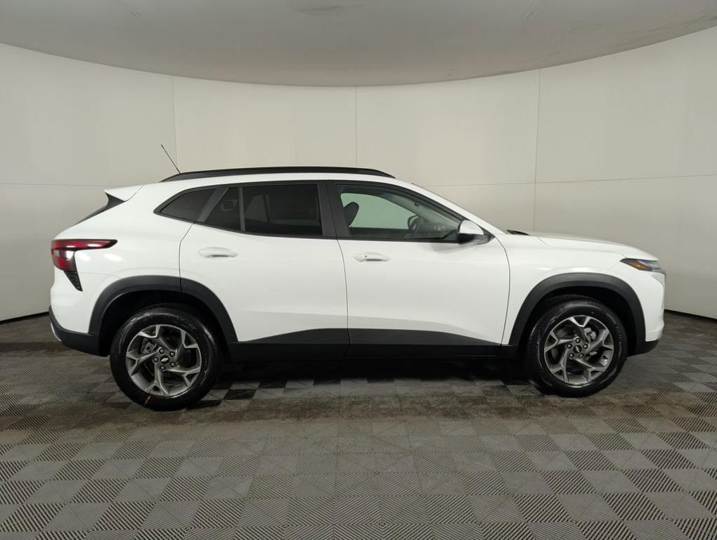 new 2025 Chevrolet Trax car, priced at $25,584