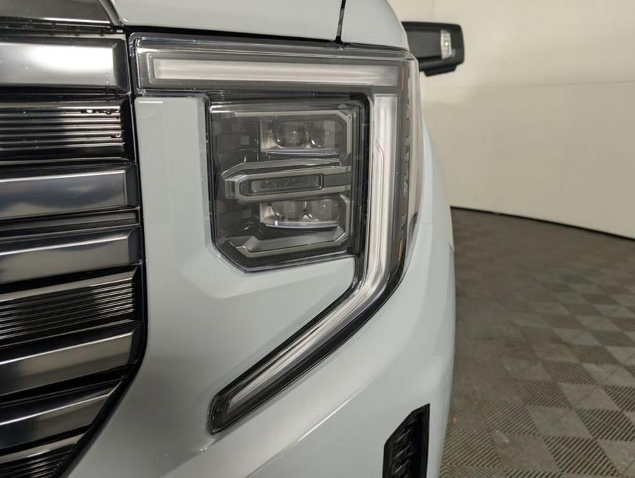 new 2025 GMC Sierra 1500 car, priced at $73,599