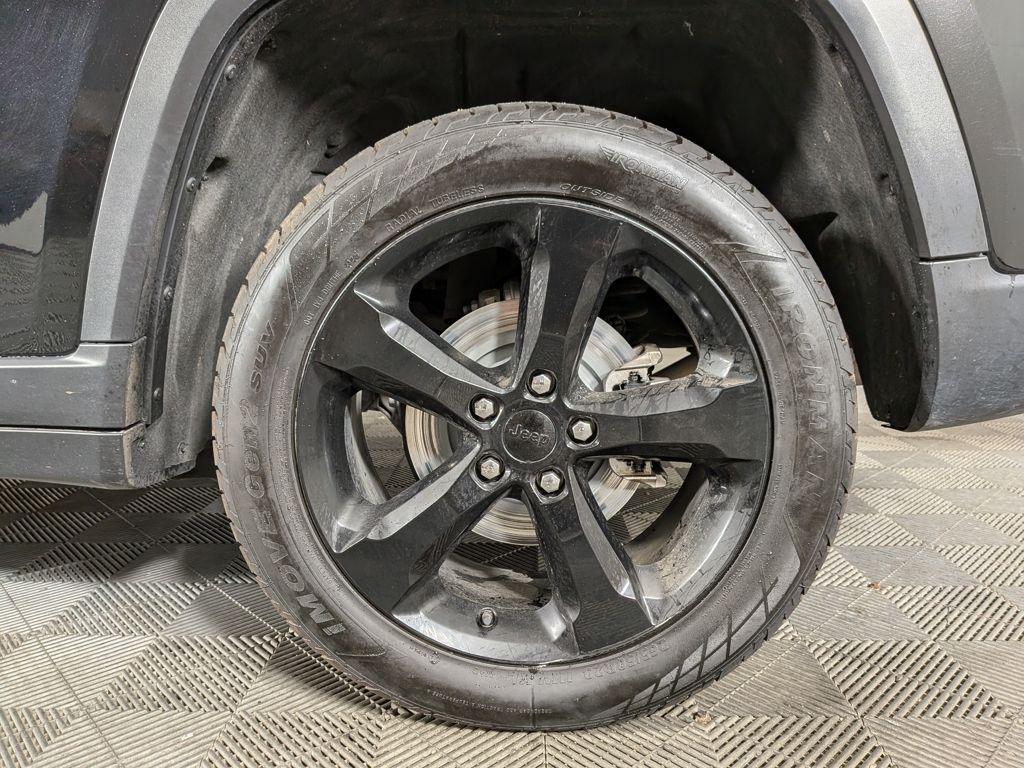 used 2023 Jeep Grand Cherokee car, priced at $28,488