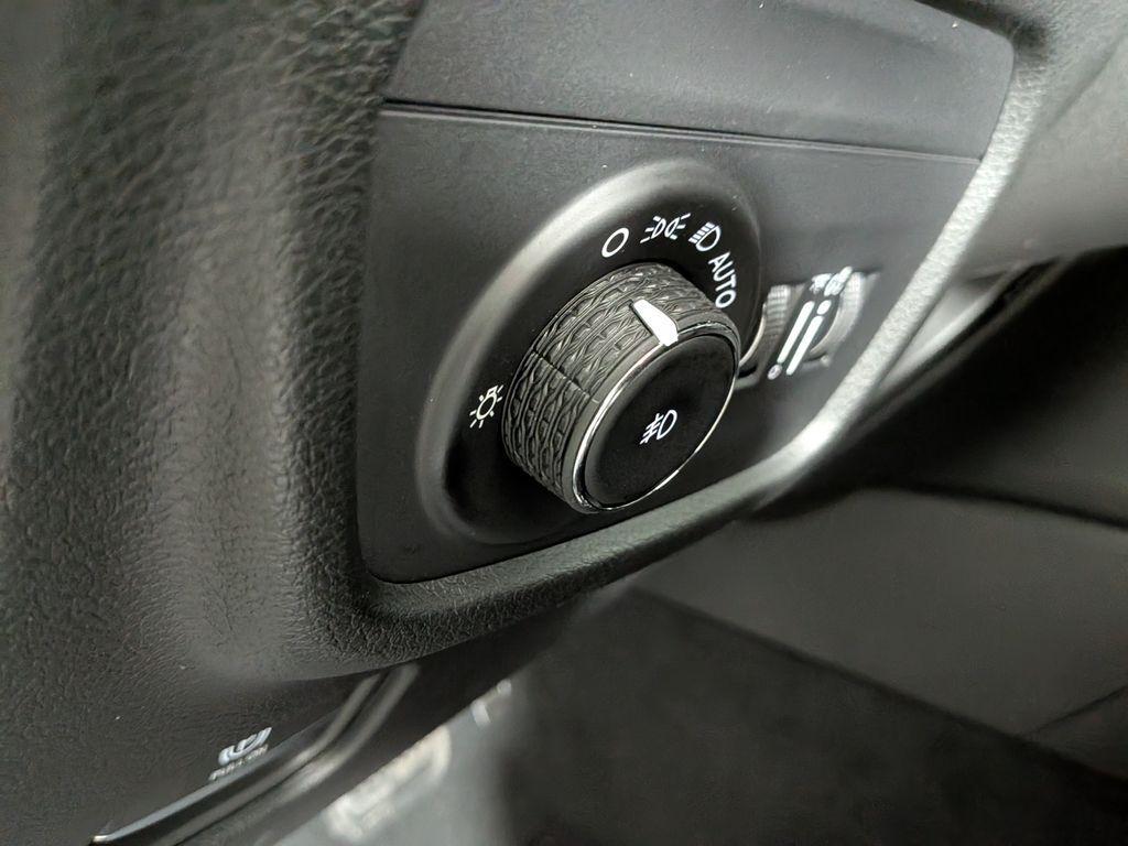 new 2025 Jeep Grand Cherokee L car, priced at $47,720