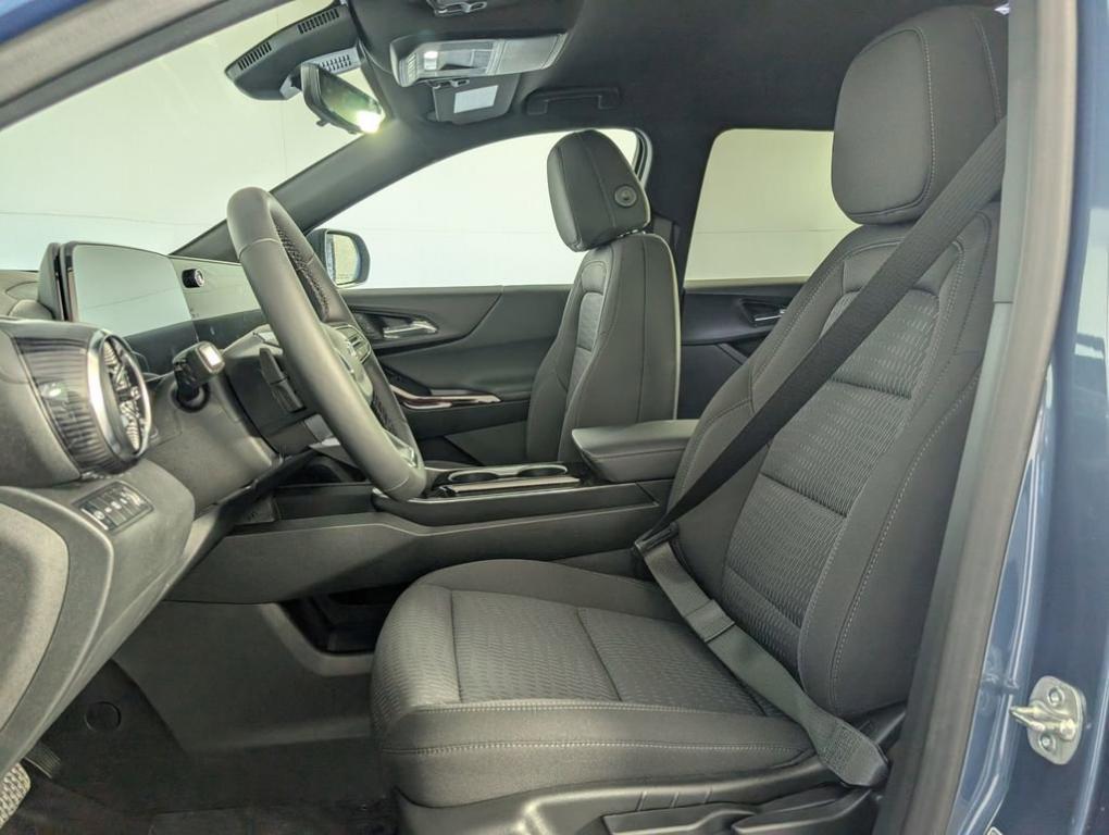 new 2025 Chevrolet Equinox car, priced at $35,219