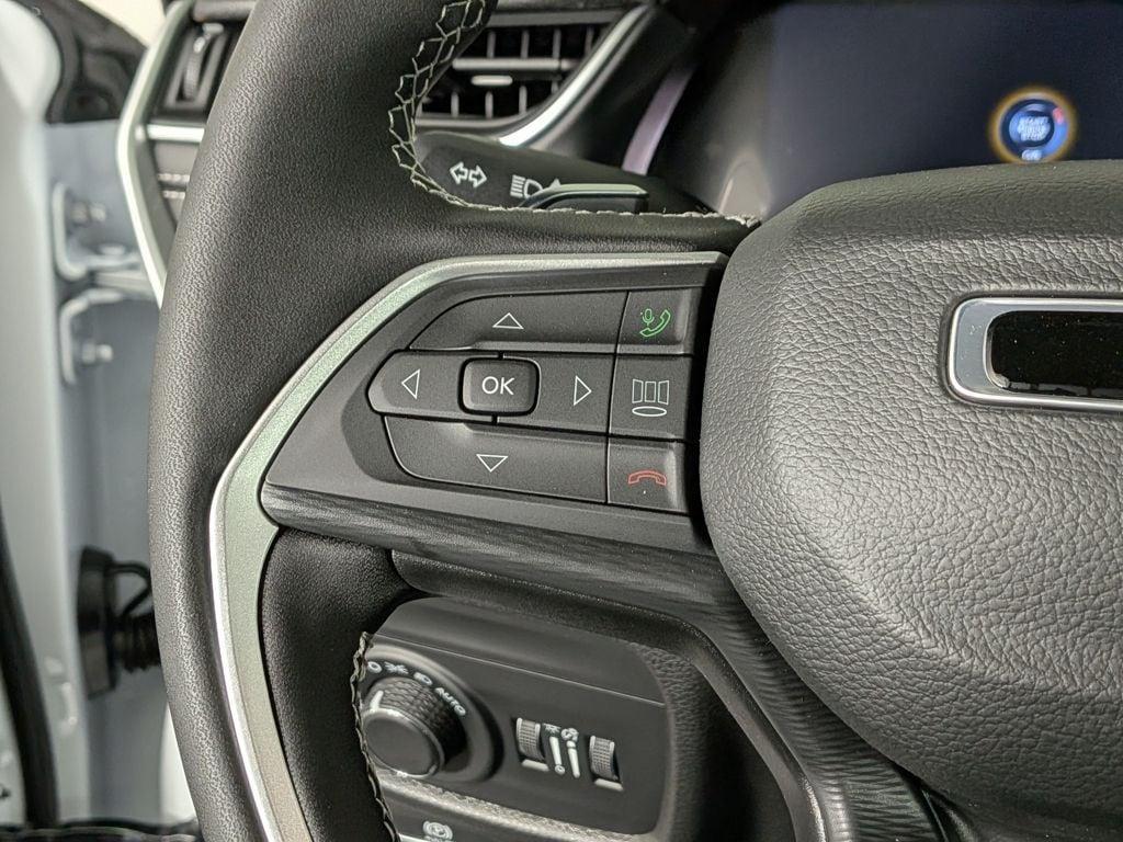 new 2025 Jeep Grand Cherokee L car, priced at $46,631