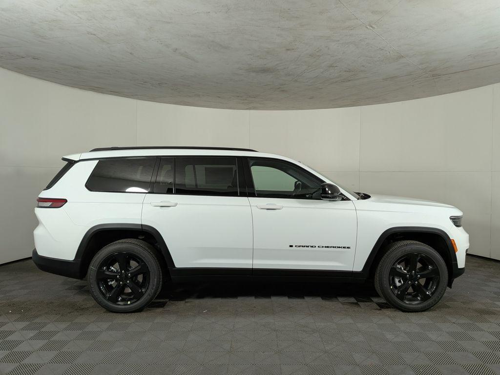 new 2025 Jeep Grand Cherokee L car, priced at $46,631