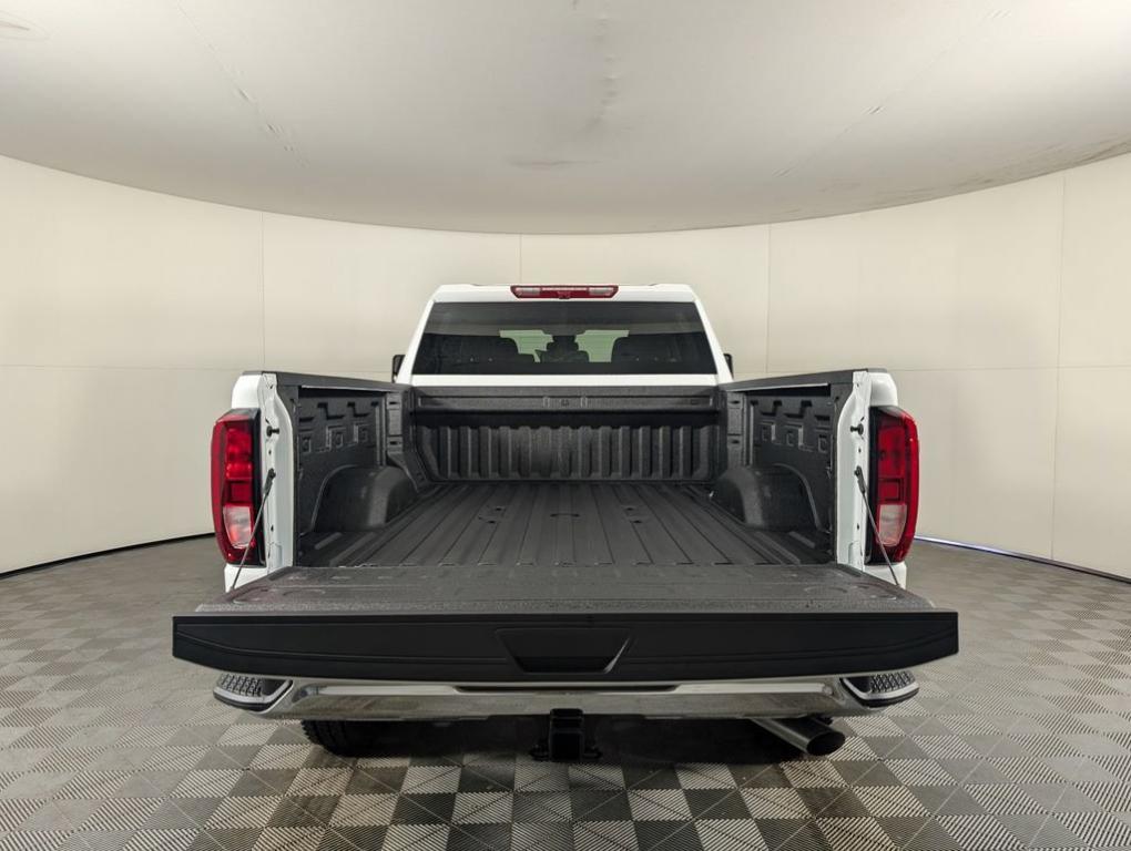 new 2025 GMC Sierra 2500 car, priced at $60,174