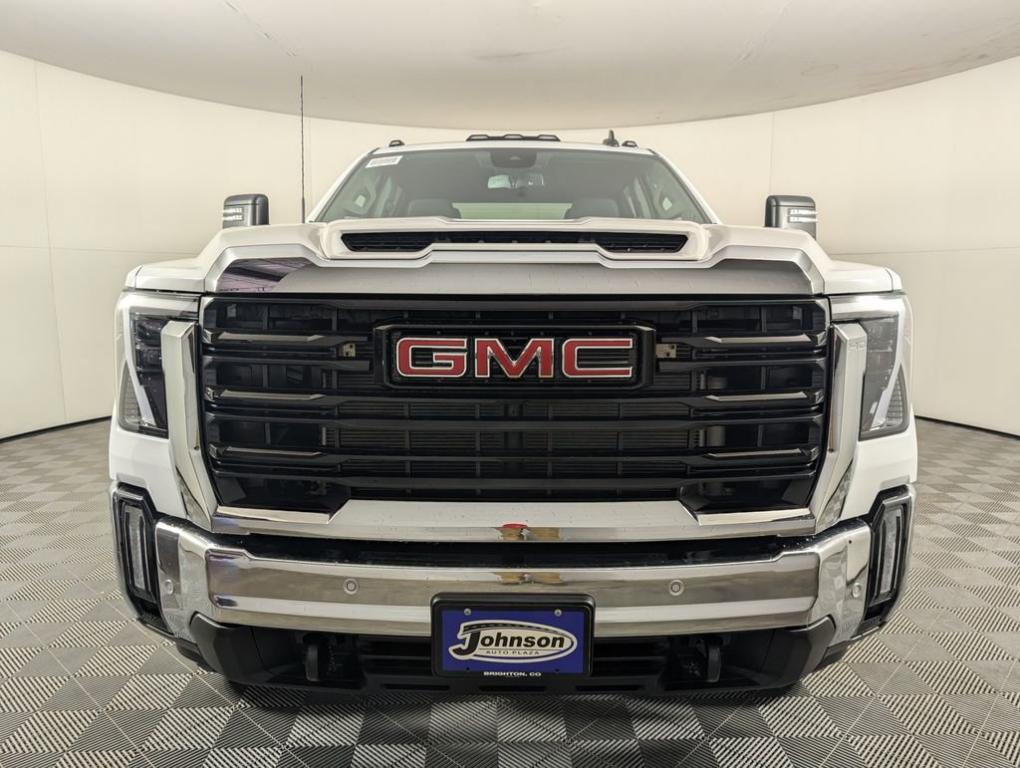 new 2025 GMC Sierra 2500 car, priced at $60,174