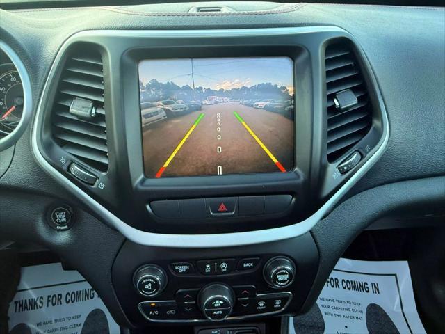 used 2015 Jeep Cherokee car, priced at $10,499