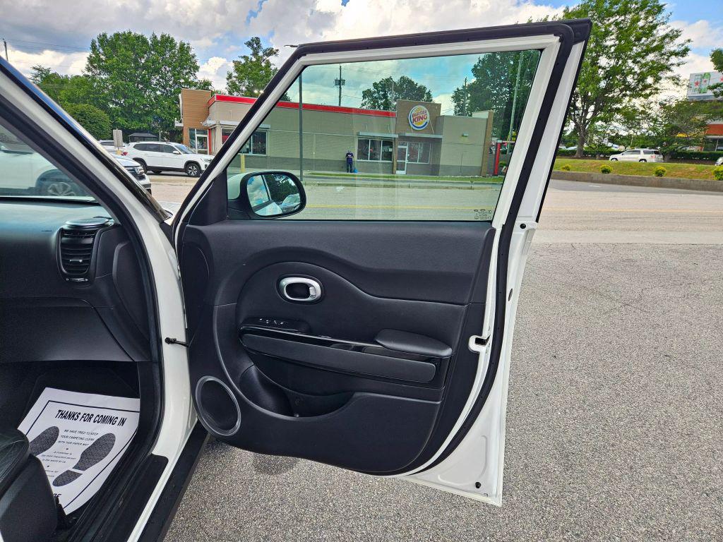 used 2016 Kia Soul car, priced at $6,699