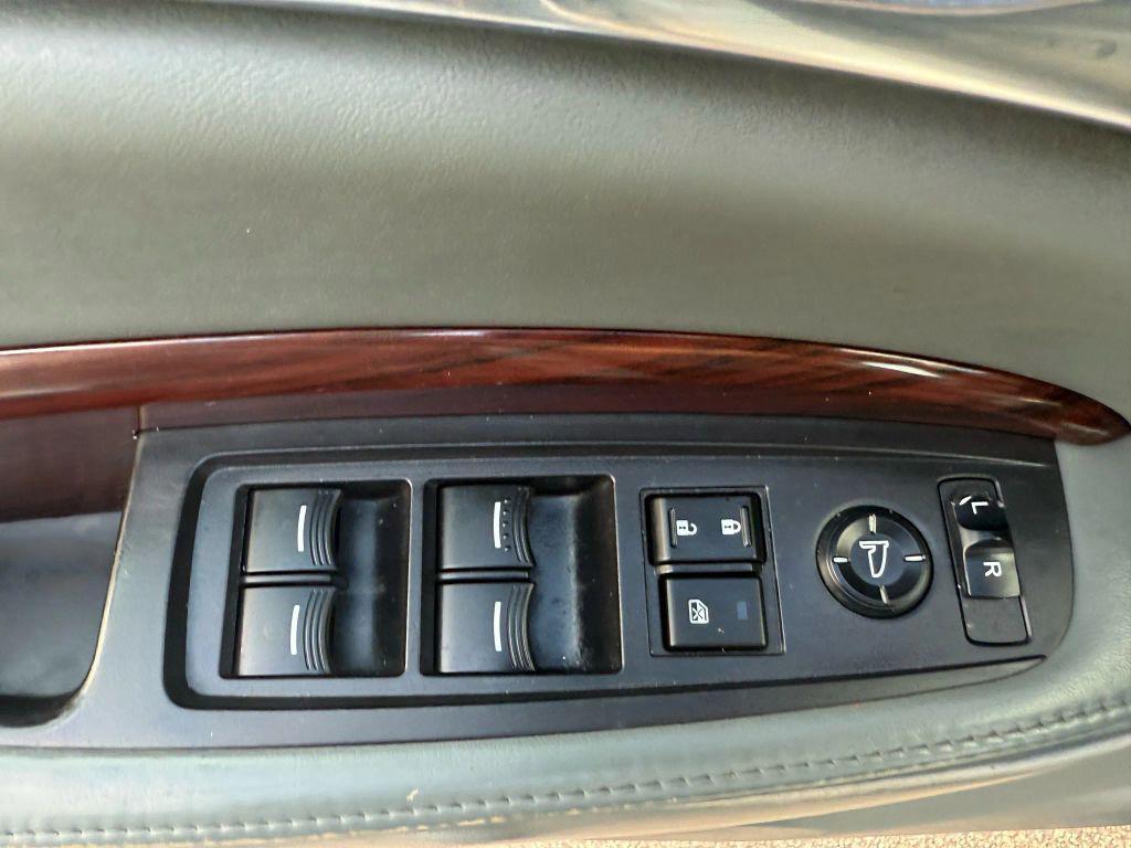 used 2014 Acura MDX car, priced at $11,995