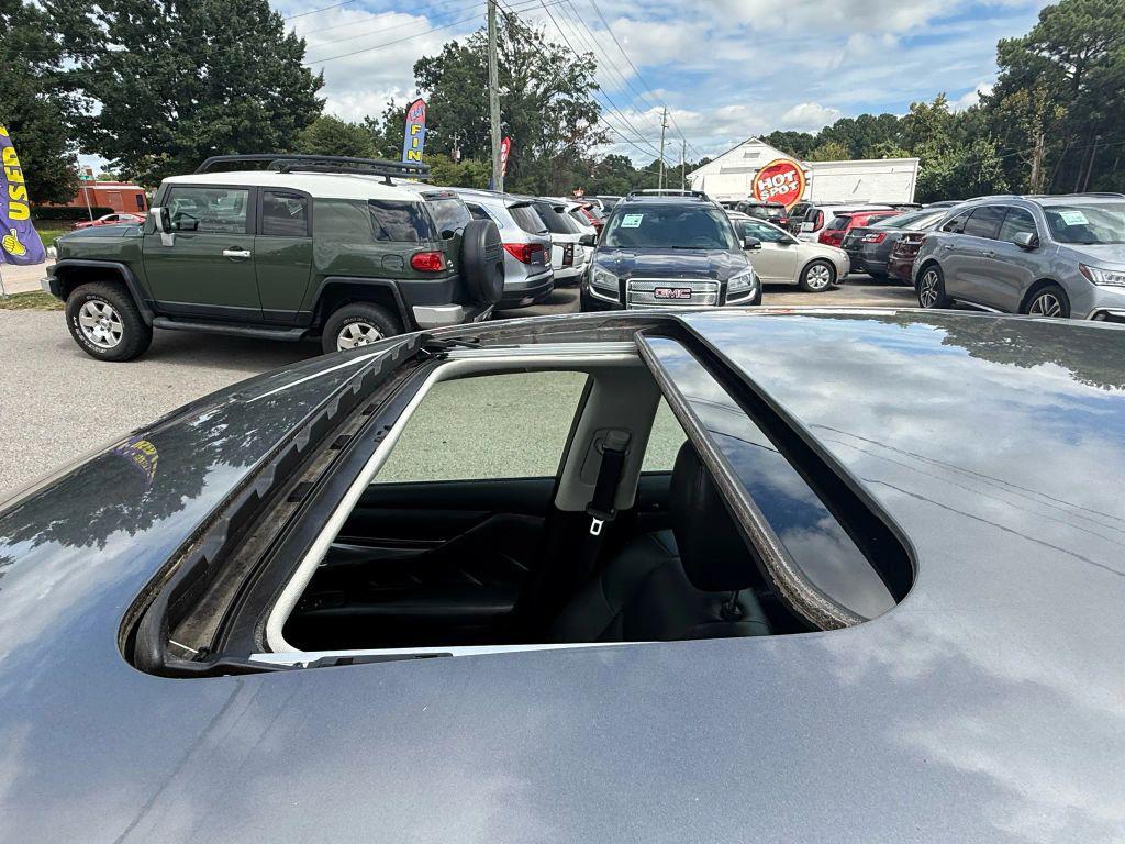 used 2015 INFINITI Q70L car, priced at $14,499