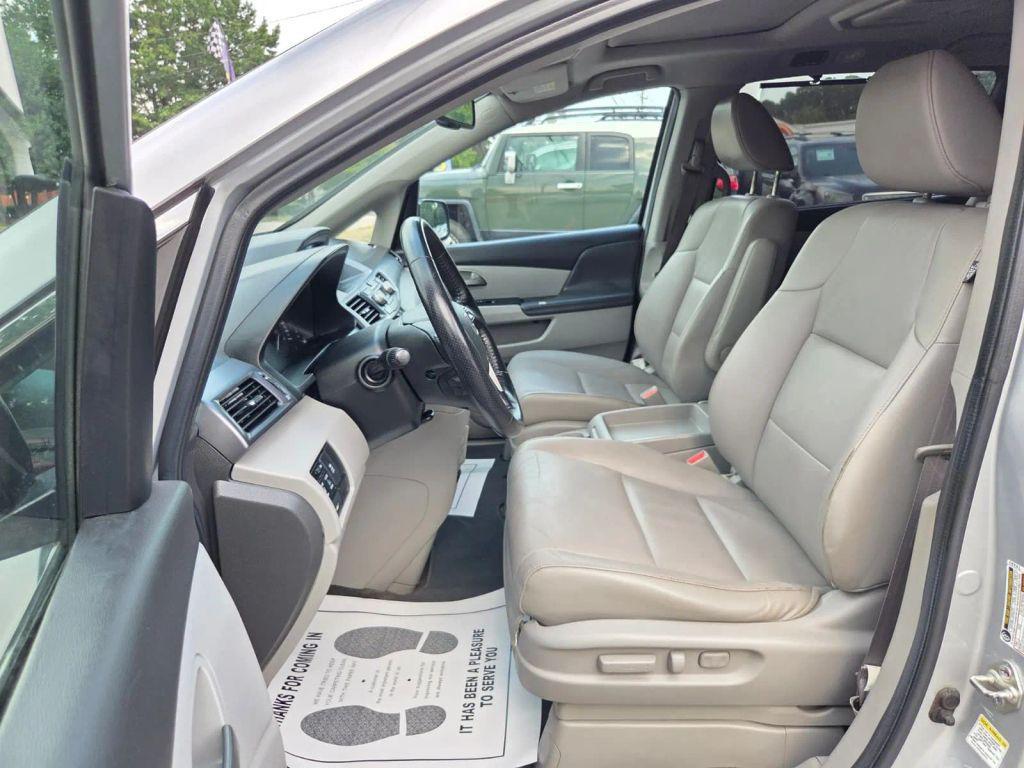 used 2013 Honda Odyssey car, priced at $5,995