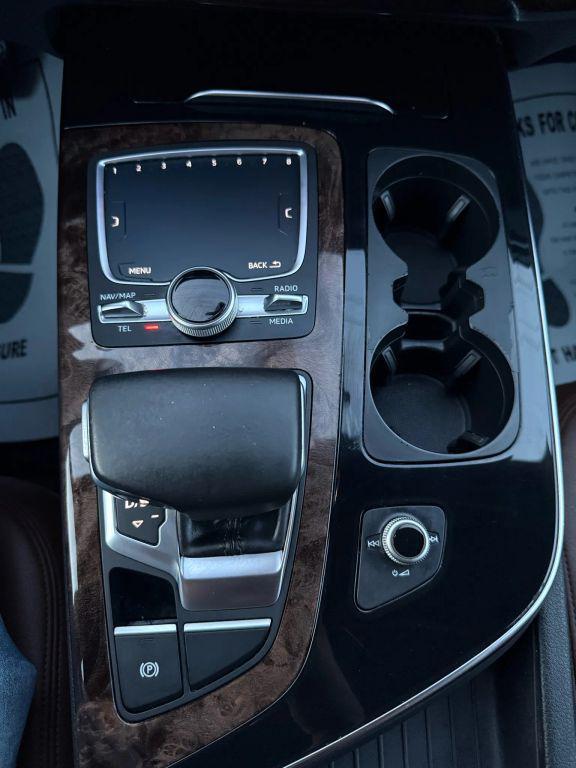 used 2017 Audi Q7 car, priced at $13,899