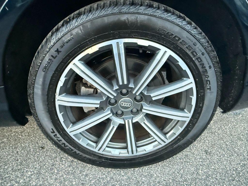 used 2017 Audi Q7 car, priced at $13,899