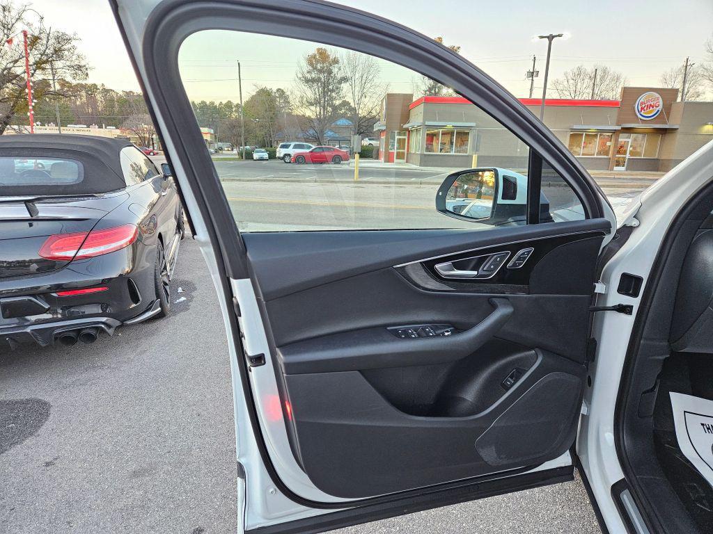 used 2017 Audi Q7 car, priced at $14,999