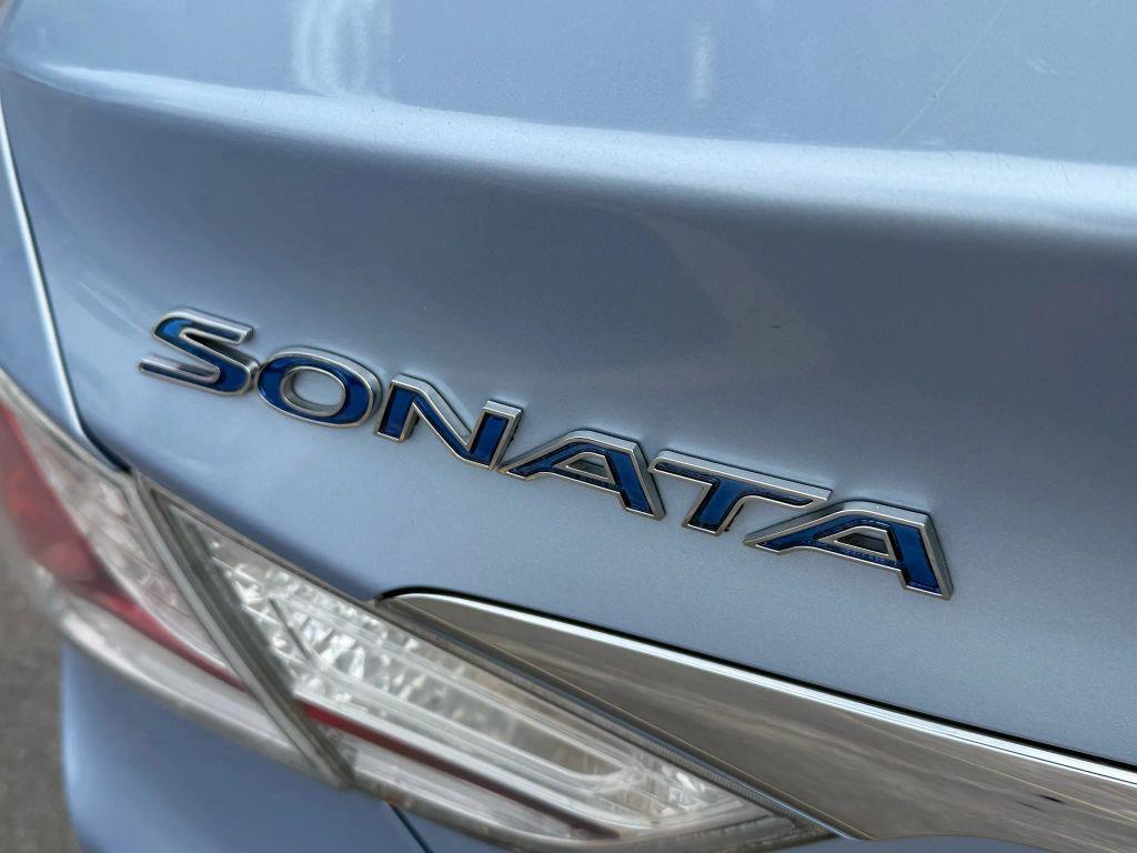 used 2015 Hyundai Sonata Hybrid car, priced at $6,590