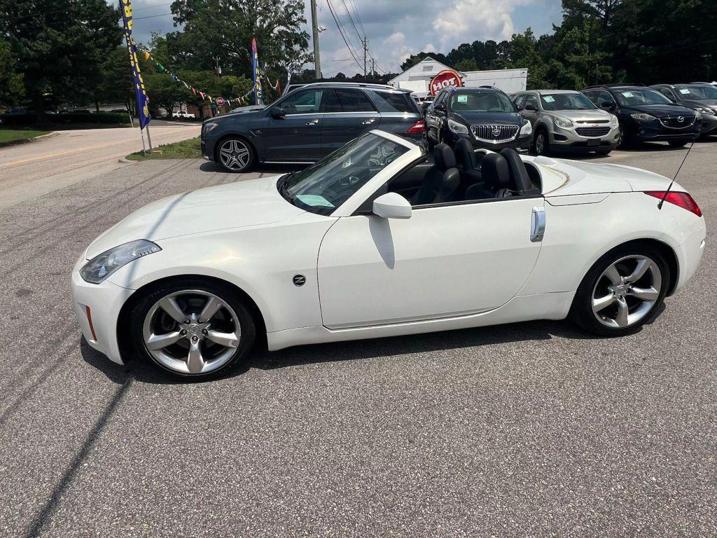 used 2009 Nissan 350Z car, priced at $10,499