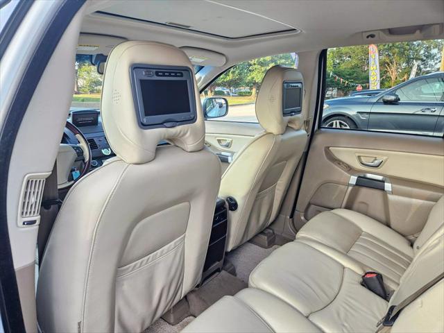 used 2013 Volvo XC90 car, priced at $9,995