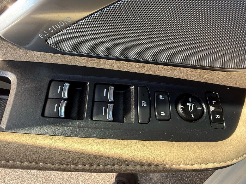 used 2019 Acura RDX car, priced at $13,499