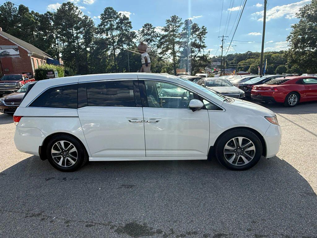 used 2014 Honda Odyssey car, priced at $13,490