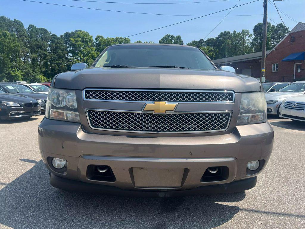 used 2013 Chevrolet Suburban car, priced at $12,899