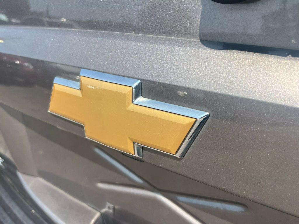 used 2013 Chevrolet Suburban car, priced at $12,899