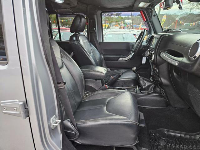 used 2015 Jeep Wrangler Unlimited car, priced at $15,999
