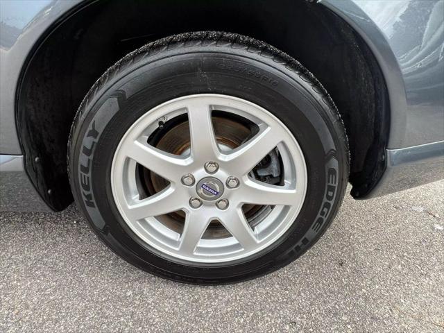 used 2008 Volvo V70 car, priced at $5,999