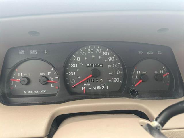used 2004 Mercury Grand Marquis car, priced at $7,499