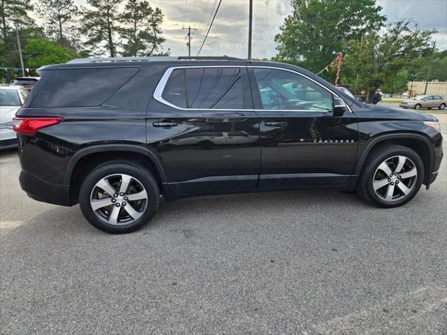 used 2018 Chevrolet Traverse car, priced at $12,999