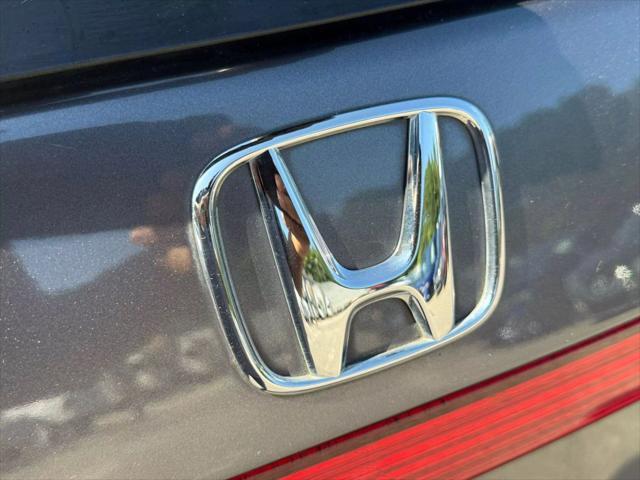 used 2017 Honda Odyssey car, priced at $13,999