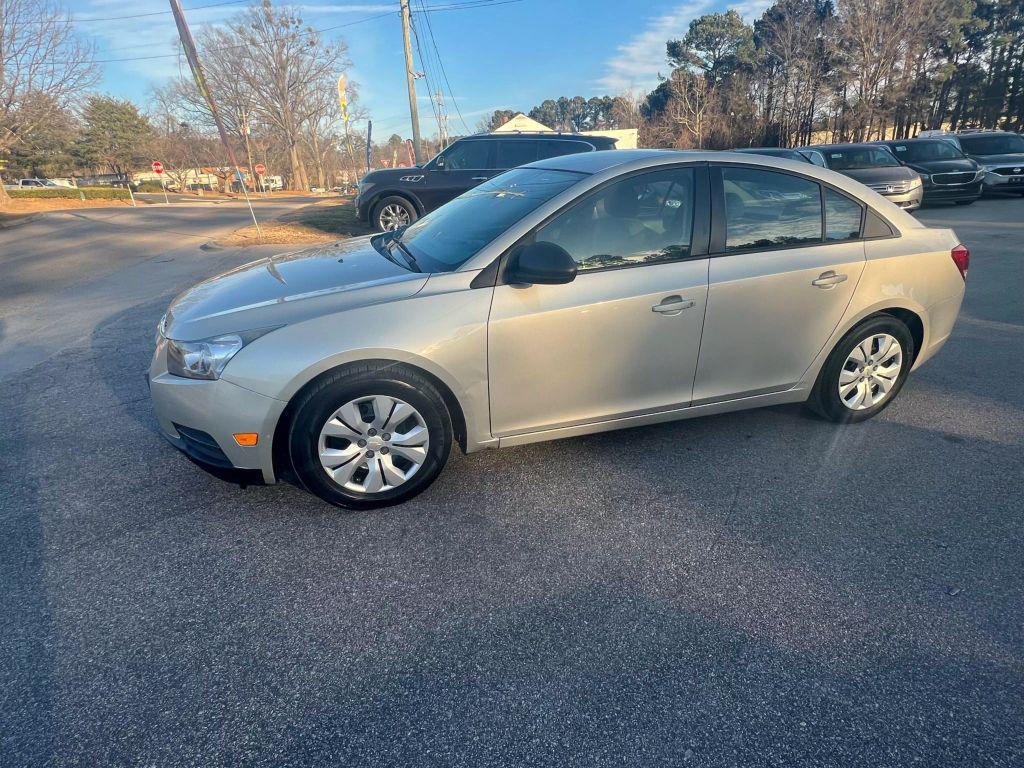 used 2014 Chevrolet Cruze car, priced at $6,799