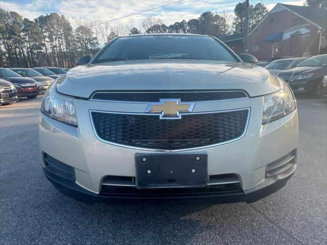 used 2014 Chevrolet Cruze car, priced at $6,999