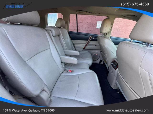 used 2011 Toyota Highlander car, priced at $11,987