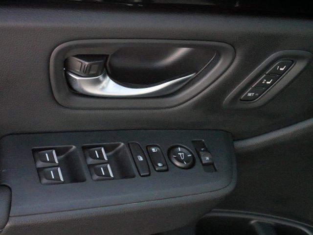 used 2025 Honda Pilot car, priced at $41,995