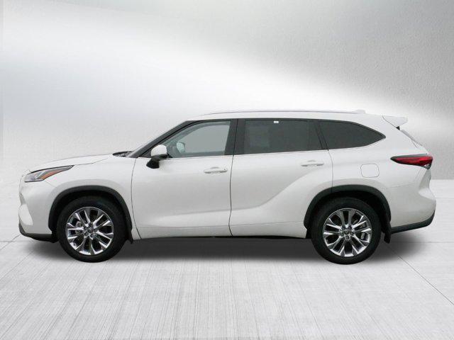 used 2021 Toyota Highlander car, priced at $36,491