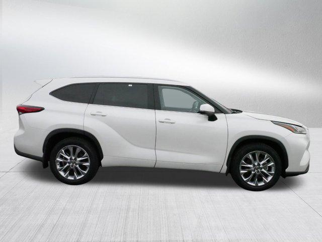 used 2021 Toyota Highlander car, priced at $36,491