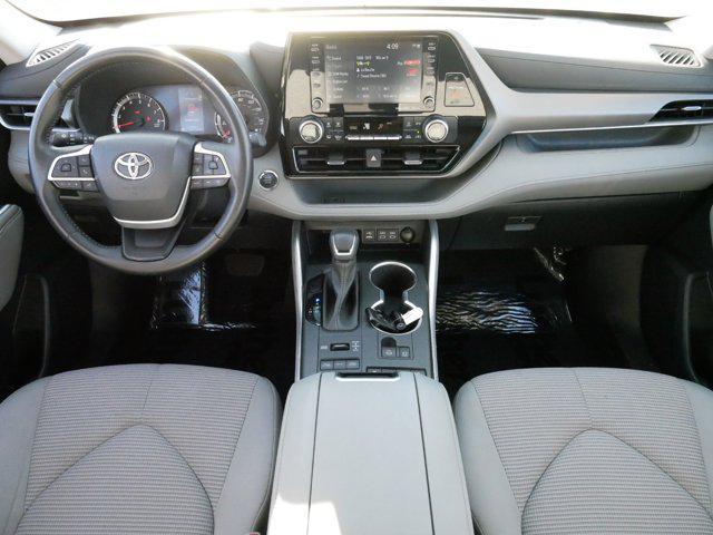 used 2022 Toyota Highlander car, priced at $32,995