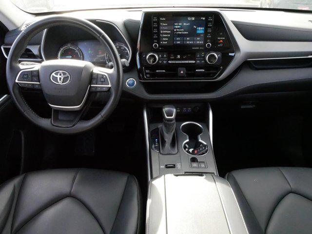 used 2022 Toyota Highlander Hybrid car, priced at $45,995