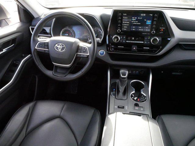 used 2022 Toyota Highlander Hybrid car, priced at $45,995