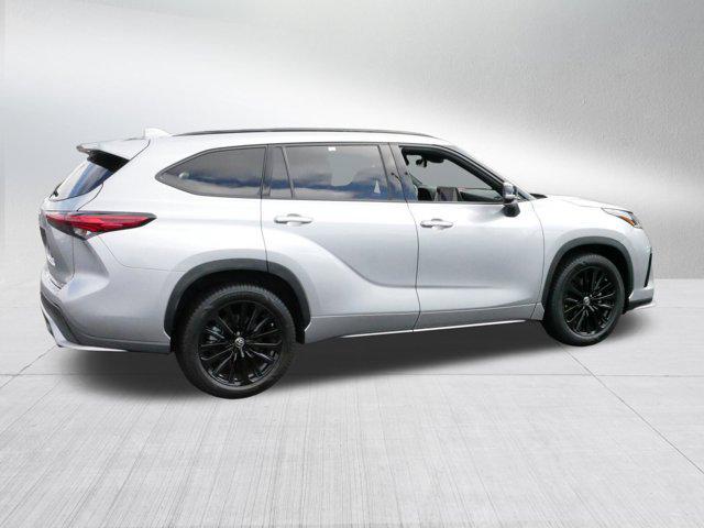 used 2023 Toyota Highlander car, priced at $37,798