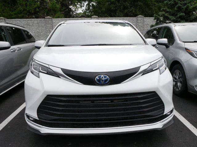 used 2023 Toyota Sienna car, priced at $42,995