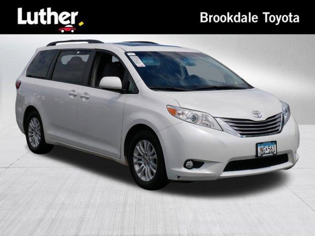 used 2016 Toyota Sienna car, priced at $18,495