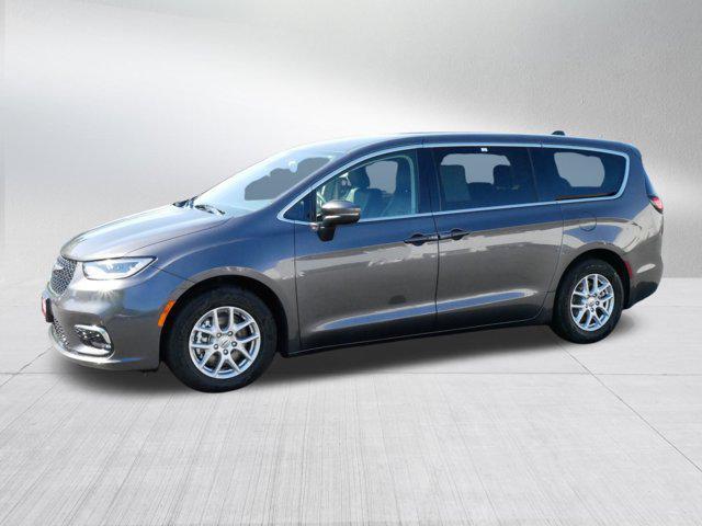 used 2023 Chrysler Pacifica car, priced at $24,297