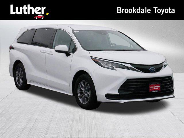 used 2023 Toyota Sienna car, priced at $40,495