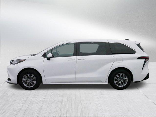 used 2023 Toyota Sienna car, priced at $40,495